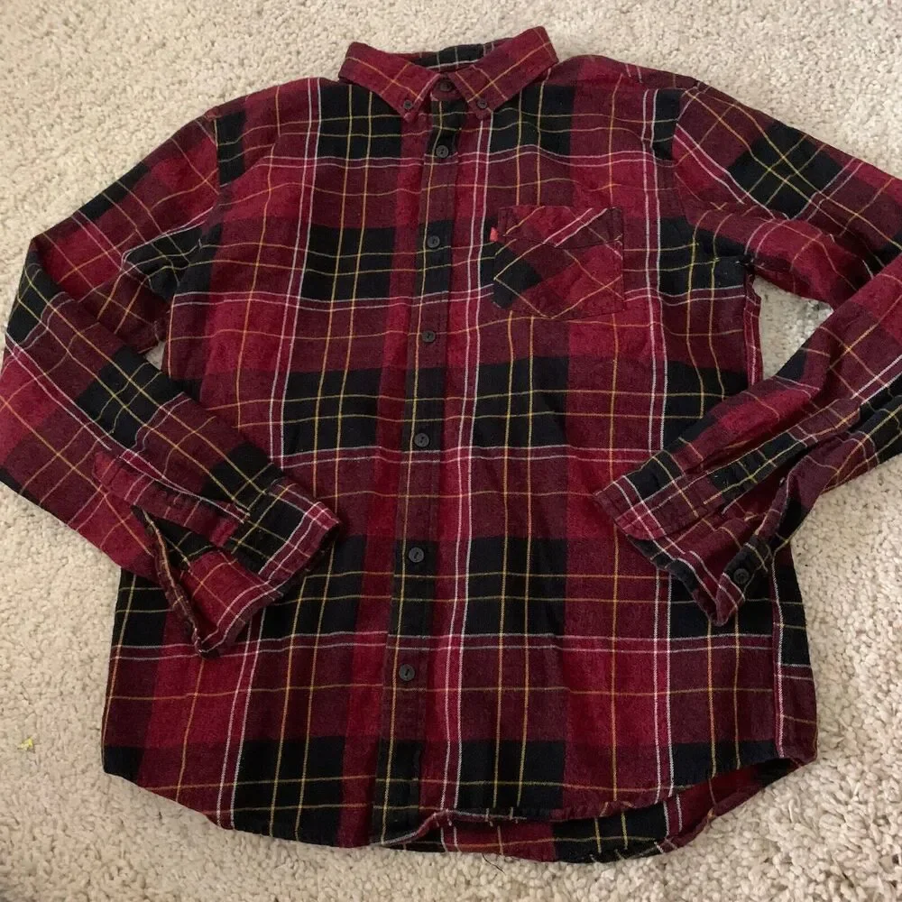 Levis Shirt Mens Medium Long Sleeve Button Up Flannel Dark Red Plaid